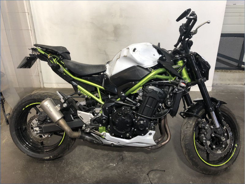 KAWASAKI Z900 A2