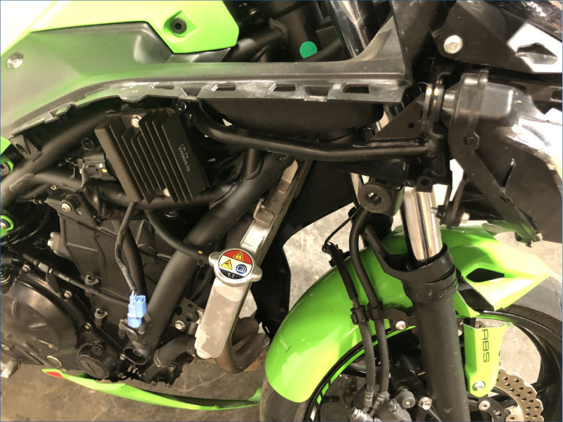 KAWASAKI 650 NINJA A2