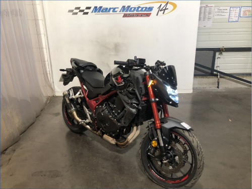 HONDA 750 HORNET A2