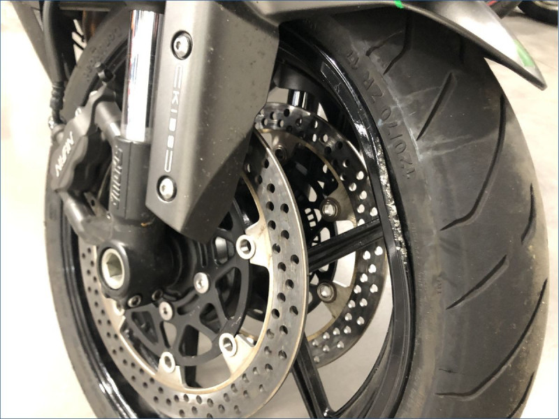 KAWASAKI ZX6R 636 