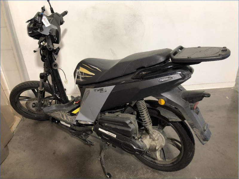 PEUGEOT 50 TWEET 