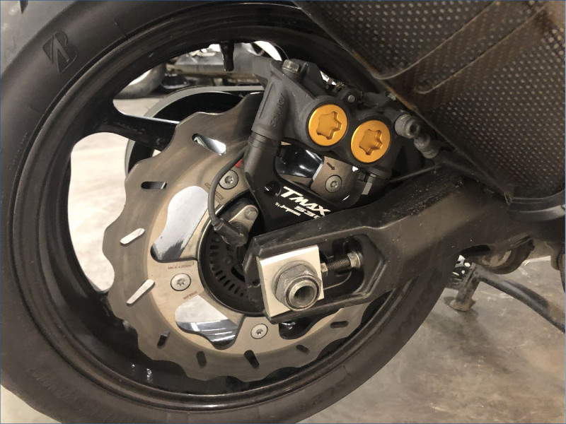 YAMAHA 530 TMAX 