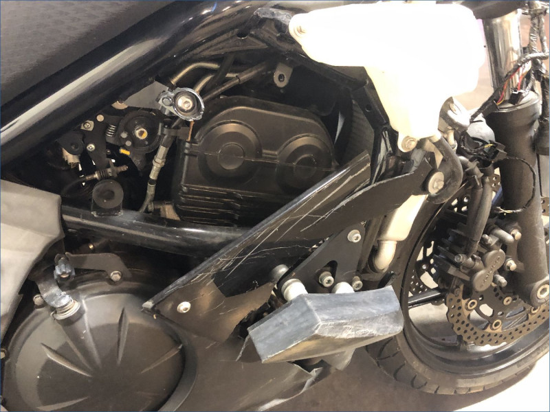 KAWASAKI ER6 F