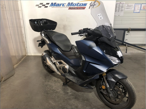 HONDA FORZA 750 