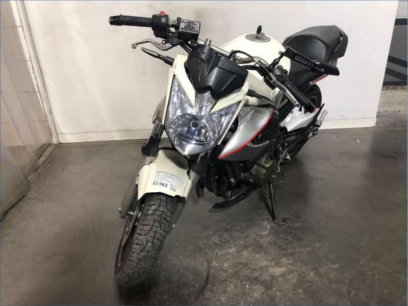 YAMAHA XJ6 N