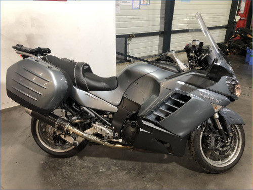 KAWASAKI 1400 GTR 