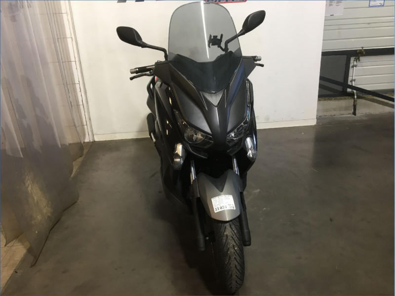 YAMAHA 125 XMAX 