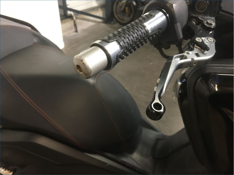 YAMAHA 125 XMAX 