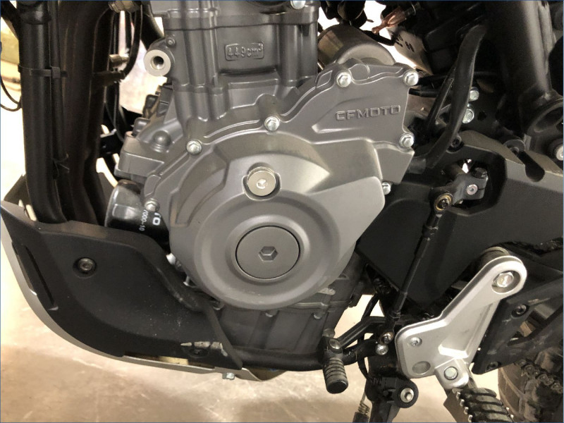 CFMOTO 450 MT 