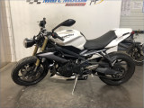 TRIUMPH 675 STREET TRIPLE 