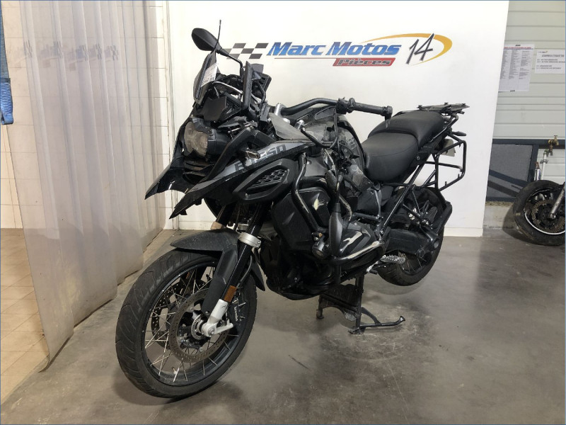 BMW R1250GS TRIPLE-BLACK