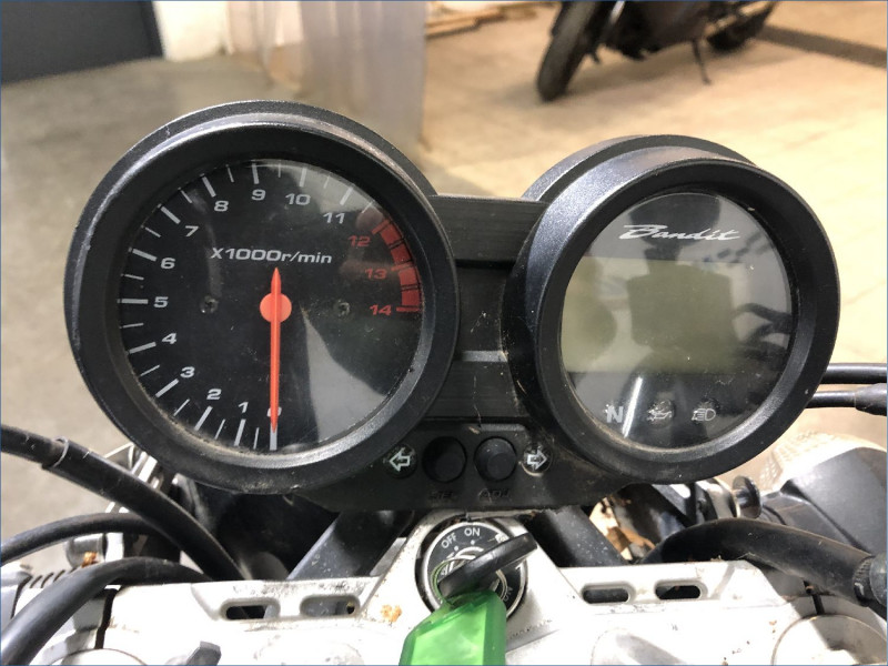 SUZUKI 650 BANDIT N