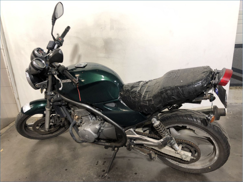 KAWASAKI ER5 