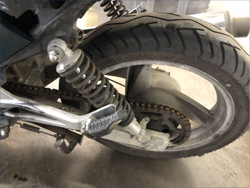 KAWASAKI ER5 