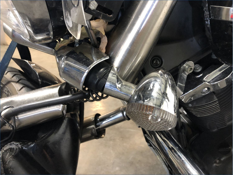 YAMAHA 1300 XVS MIDNIGHT STAR 
