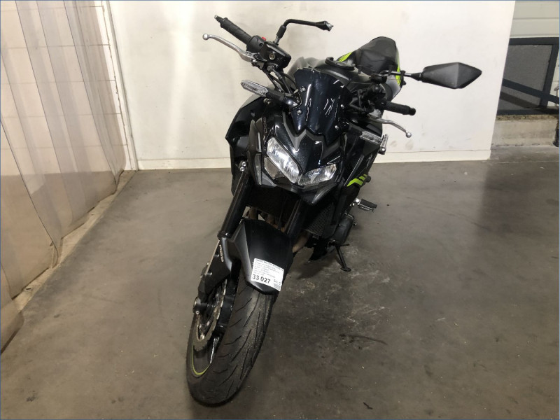 KAWASAKI Z900 