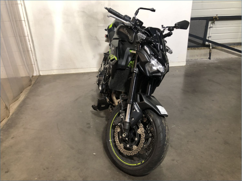 KAWASAKI Z900 