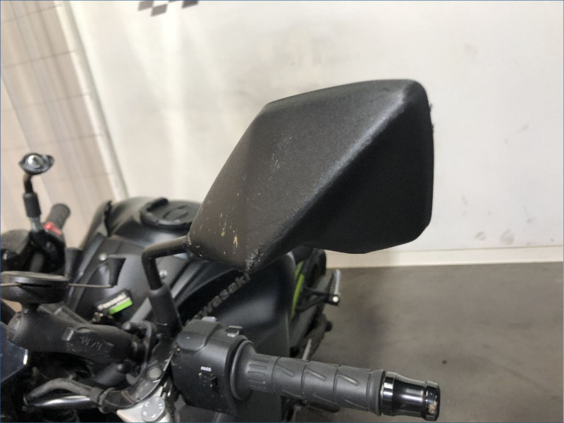 KAWASAKI Z900 