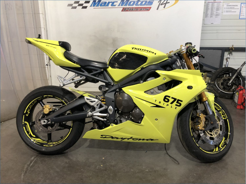 TRIUMPH 675 DAYTONA MTT1