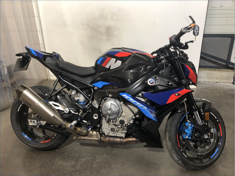 BMW M1000R 