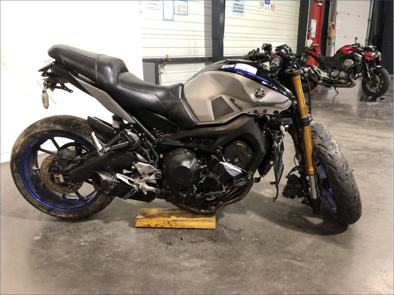 YAMAHA MT09 SP