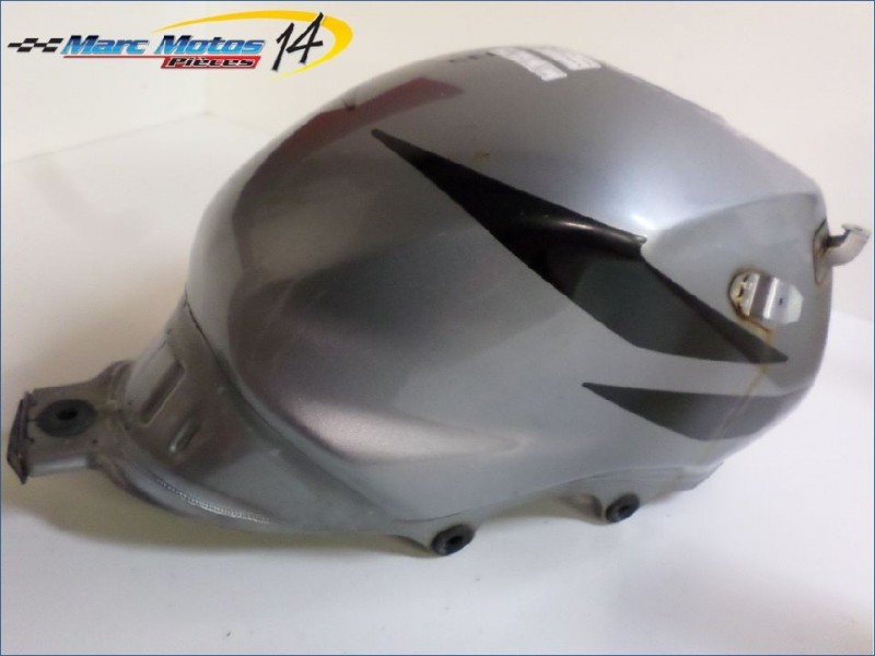 RÉSERVOIR D'ESSENCE HONDA 125 CBF 2009