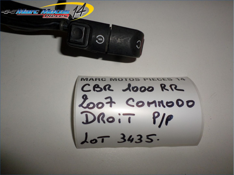 COMMODO DROIT HONDA 1000 CBR R 2007