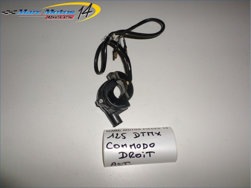 COMMODO DROIT YAMAHA 125 DTMX 2A8