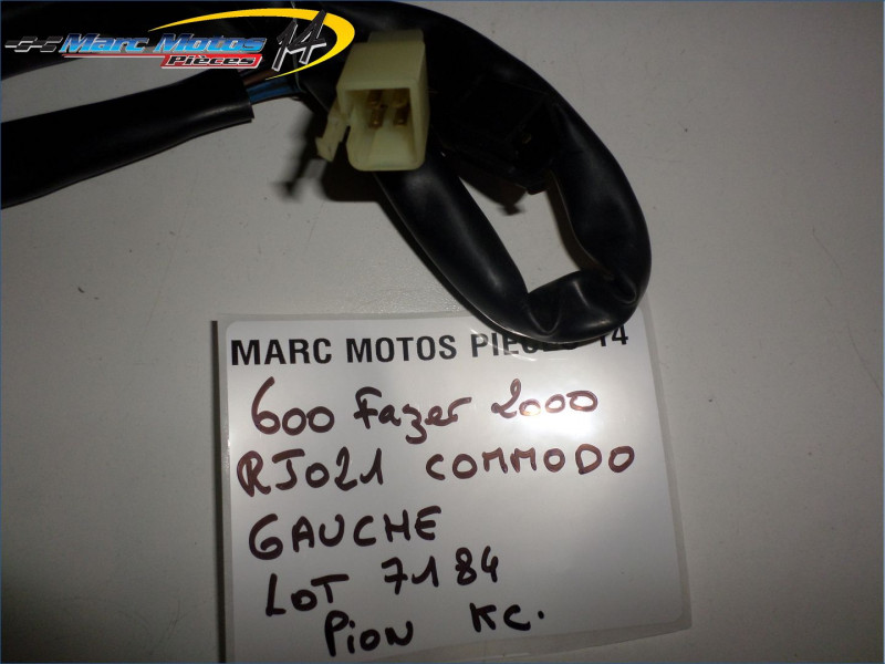 COMMODO GAUCHE YAMAHA 600 FAZER 2000