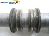 AXE DE ROUE ARRIERE APRILIA 750 SHIVER ABS 2010