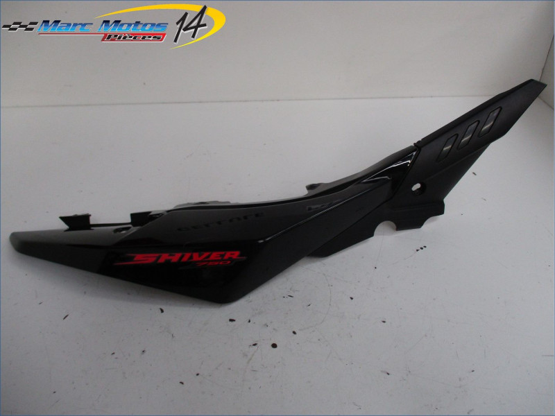 CACHE LATERAL DROIT APRILIA 750 SHIVER ABS 2010