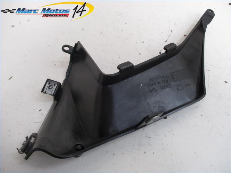 CACHE LATERAL INTERMEDIAIRE DROIT APRILIA 750 SHIVER ABS 2010