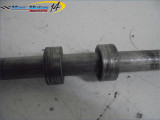 AXE DE ROUE ARRIERE HONDA 600 CBR F 1992