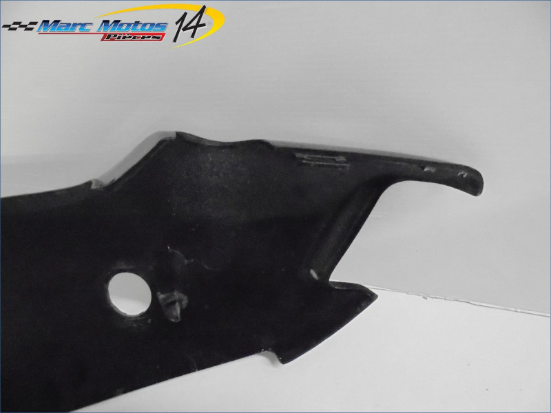 CACHE LATERAL DROIT HONDA 600 CBR F 1992