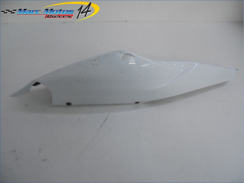 CACHE LATERAL DROIT SUZUKI 1000 GSXR 2008