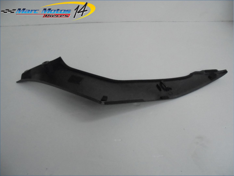 CACHE LATERAL INTERMEDIAIRE GAUCHE SUZUKI 1000 GSXR 2008