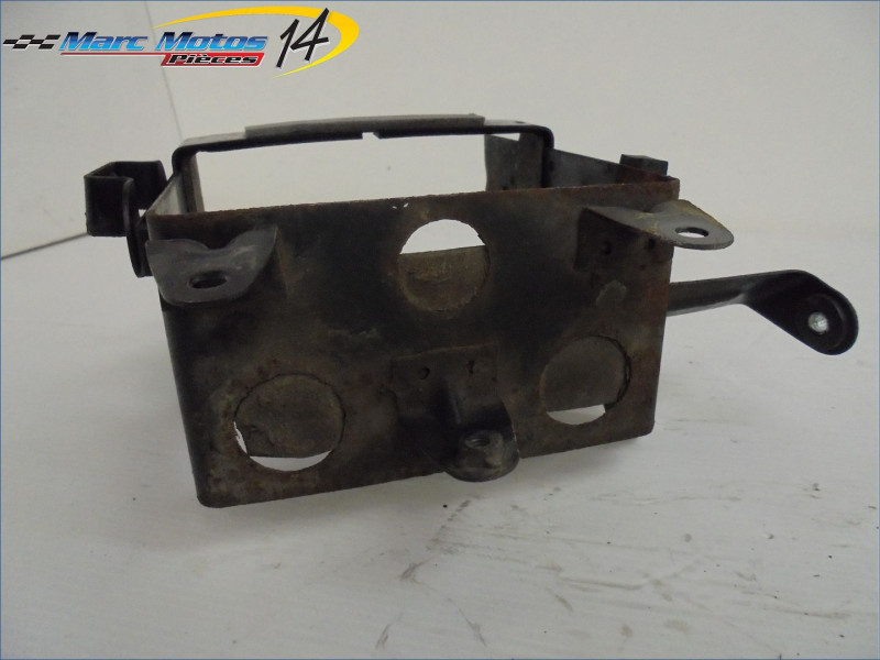 SUPPORT BATTERIE SUZUKI 750 DRS 1989