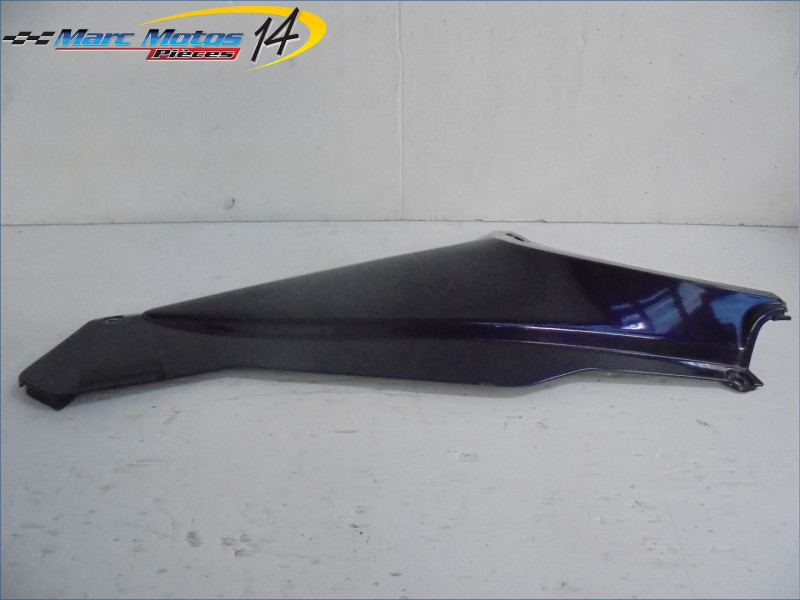 CACHE LATERAL DROIT HONDA 1300 ST PAN EUROPEAN ABS 2006