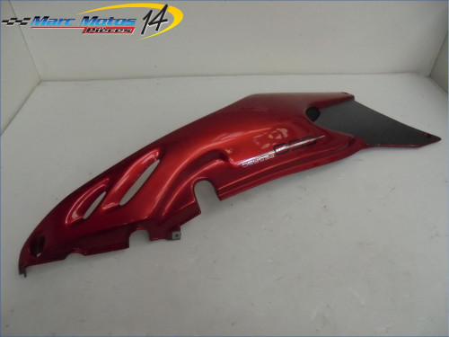 CACHE LATERAL GAUCHE APRILIA 650 PEGASO 2001