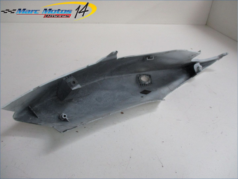 CACHE LATERAL GAUCHE SUZUKI 600 GSXR 2007