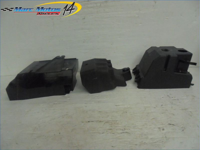 PLASTIQUES ET CAOUTCHOUCS DIVERS BMW K75RT 1996