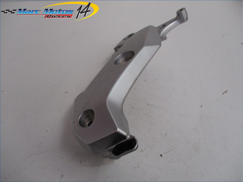 SUPPORT MOTEUR HONDA 600 HORNET 2012