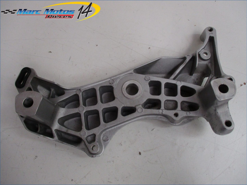 SUPPORT MOTEUR HONDA 600 HORNET 2012