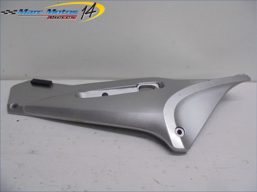 CACHE LATERAL GAUCHE HONDA 1300 ST PAN EUROPEAN ABS 2004