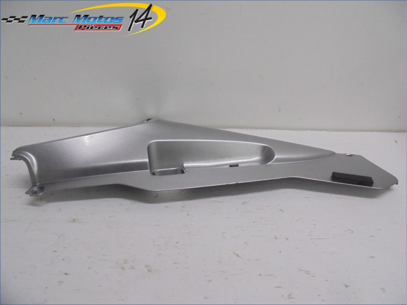 CACHE LATERAL GAUCHE HONDA 1300 ST PAN EUROPEAN ABS 2004