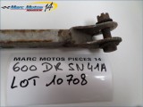 BARRE DE SUPPORT D'ÉTRIER ARRIÈRE SUZUKI 600 DR 