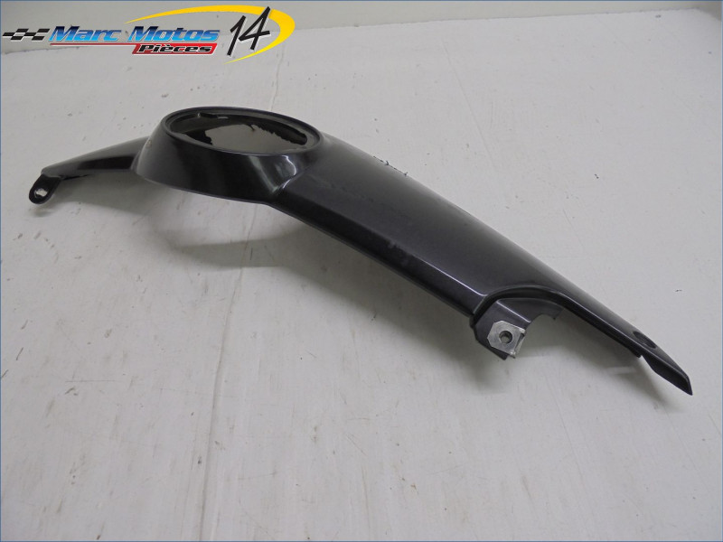 CACHE LATERAL DROIT BMW F800GT 2013