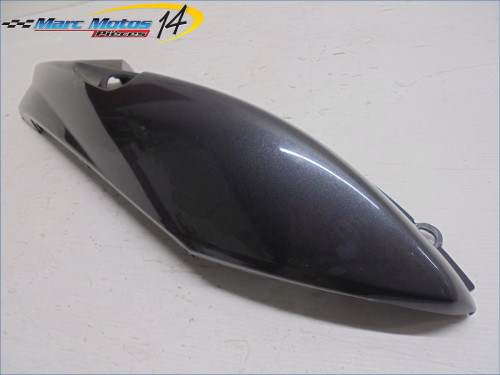 CACHE LATERAL DROIT YAMAHA 900 TDM ABS 2010