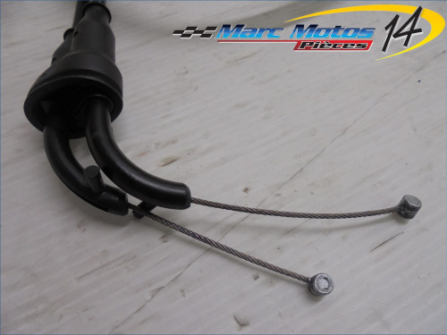 CABLE D&#039;ACCELERATEUR YAMAHA 600 FAZER 1998