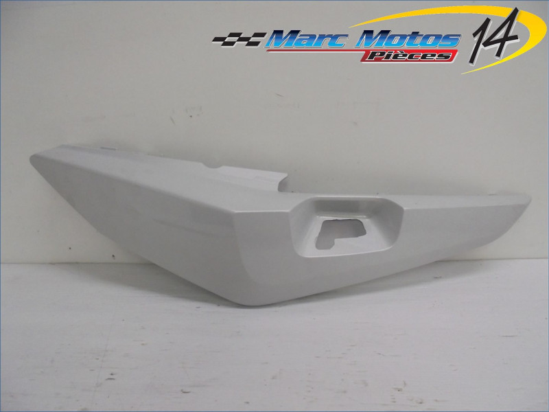 CACHE LATERAL GAUCHE BMW K1600GT 2012